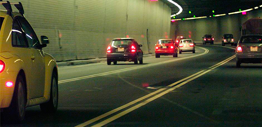 biler i tunnel